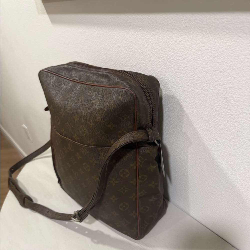 Vintage LOUIS VUITTON Marceau Large Monogram Messenger Shoulder Bag Auth V23865 - Picture 4 of 15